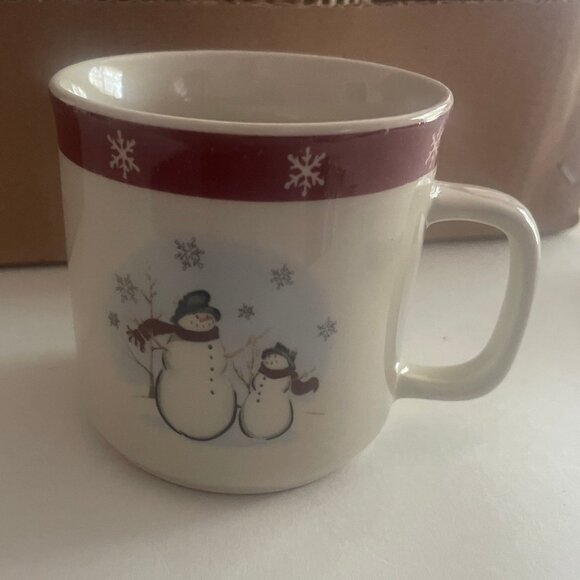 Royal Seasons Stoneware Other - Royal Seasons Stoneware Christmas Winter Snowman Cup/Mug Teacup (Set of 4).